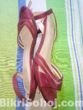 High heel for sale